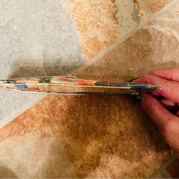 Brahmin Croc Embossed Leather Superbloom Credit Card Holder! - Picture 7 of 16